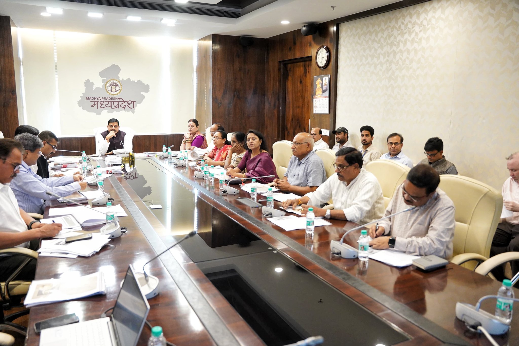 मंत्रालय में हुई लोकमाता की 300वीं जयंती की आयोजन समिति की बैठक : मुख्यमंत्री यादव ने लोकमाता की जन्मस्थली में कार्यक्रम के दिए निर्देश…