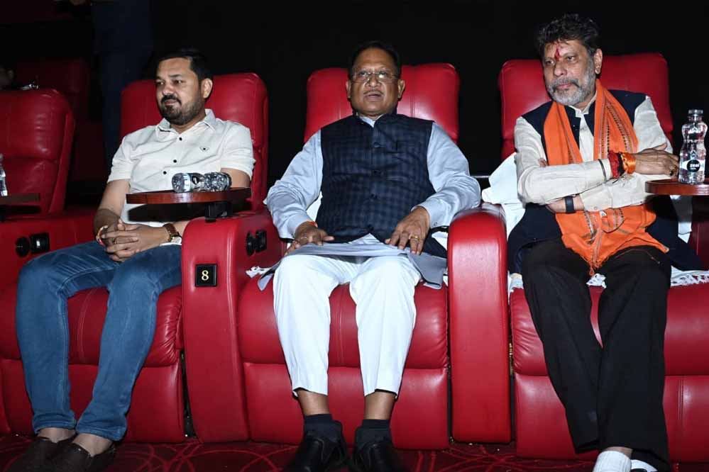 रायपुर : “सुहाग” फिल्म में छत्तीसगढ़ की संस्कृति और पारिवारिक मूल्यों का सजीव चित्रण – मुख्यमंत्री विष्णु देव साय