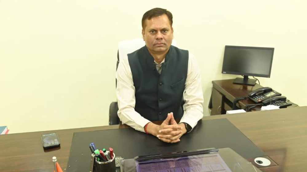 कवर्धा : संभागायुक्त राठौर ने कबीरधाम जिले का किया आकस्मिक निरीक्षण कवर्धा : संभागायुक्त राठौर ने कबीरधाम जिले का किया आकस्मिक निरीक्षण