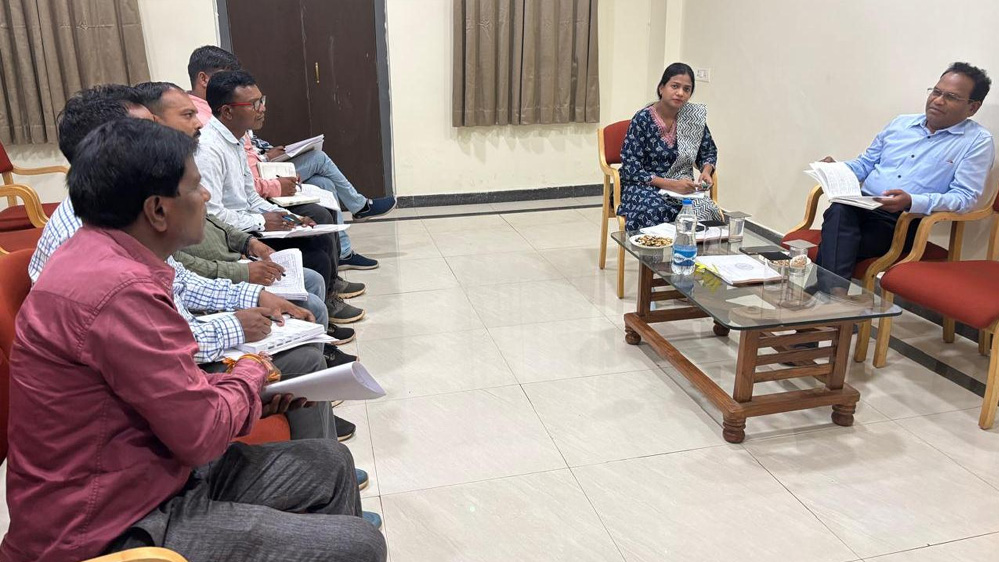 कन्या छात्रावासों में सुरक्षा के मद्देनजर महिला होमगार्ड की तैनाती सुनिश्चित हो: आयुक्त एल्मा कन्या छात्रावासों में सुरक्षा के मद्देनजर महिला होमगार्ड की तैनाती सुनिश्चित हो: आयुक्त एल्मा