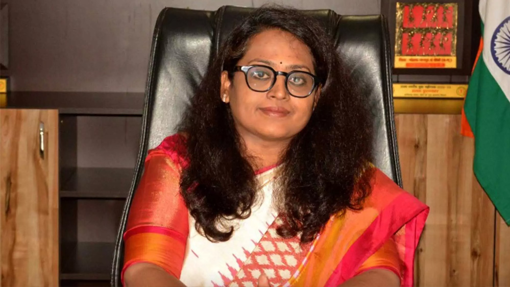 मोहला : कलेक्टर ने पालकों से सभी विद्यार्थियों का अपार आईडी बनाने की अपील मोहला : कलेक्टर ने पालकों से सभी विद्यार्थियों का अपार आईडी बनाने की अपील