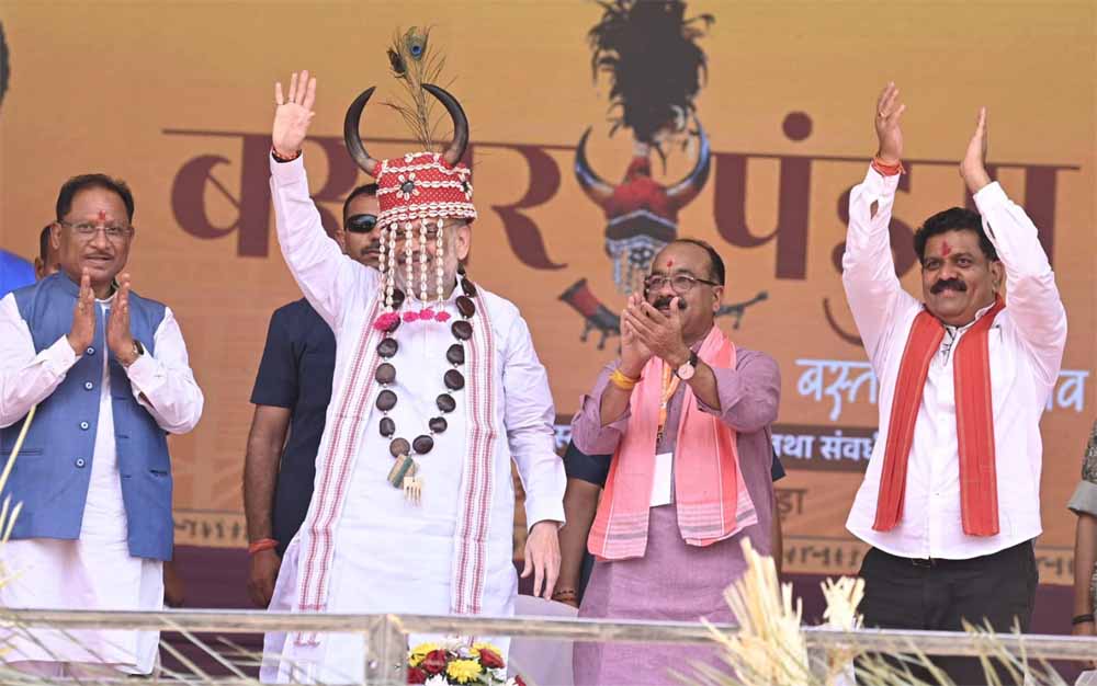 केंद्रीय गृह मंत्री का ऐलान: हर नक्सल मुक्त गांव को मिलेगी 1 करोड़ रुपए की विकास निधि