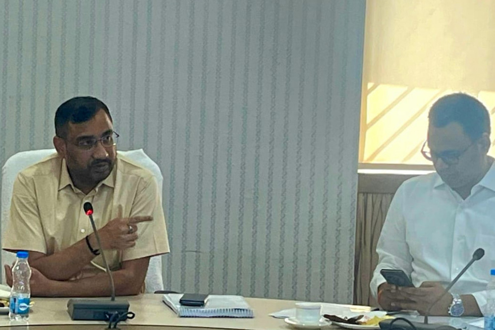 नगरीय प्रशासन विभाग के सचिव डॉ. बसवराजु एस. ने मिशन अमृत 2.0 के कार्यों की समीक्षा की