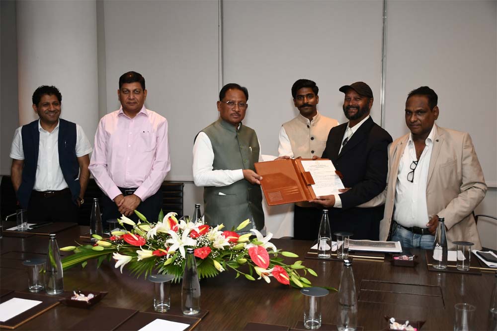 छत्तीसगढ़ में 1245 करोड़ रुपये की लागत से इस्पात संयंत्र लगाएगा ग्रीनटेक सोल्युशंस, 500 से अधिक रोजगार सृजित होंगे छत्तीसगढ़ में 1245 करोड़ रुपये की लागत से इस्पात संयंत्र लगाएगा ग्रीनटेक सोल्युशंस, 500 से अधिक रोजगार सृजित होंगे