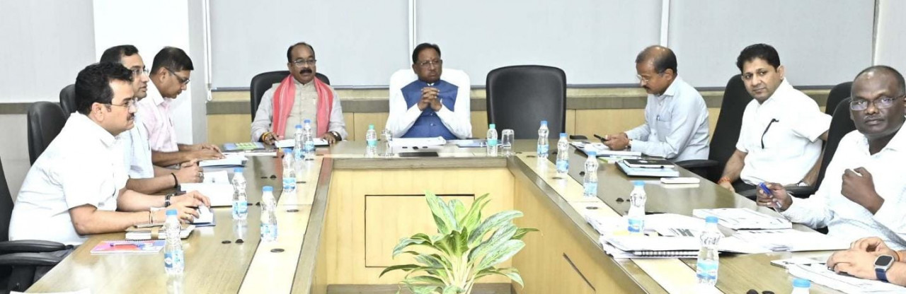 CG News- मुख्यमंत्री ने नगरीय प्रशासन विभाग के कार्यों की समीक्षा की: अटल विश्वास पत्र पर प्रमुखता से अमल करने तथा सभी शहरों की स्वच्छता रैंकिंग सुधारने के दिए निर्देश…