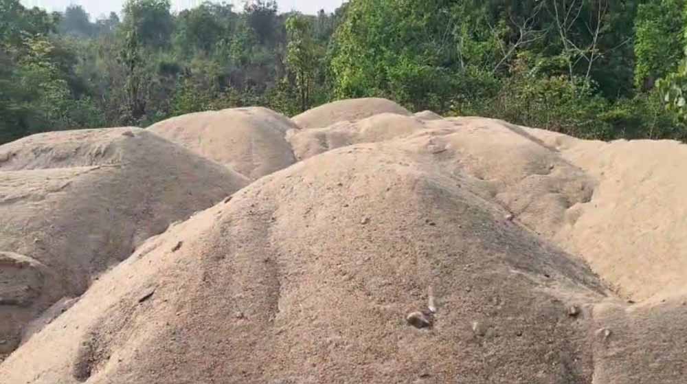 अवैध रेत खनन में कांस्टेबल की हत्या के बाद हाई कोर्ट ने स्वतः संज्ञान लेते हुए खनिज विभाग को जारी किया नोटिस