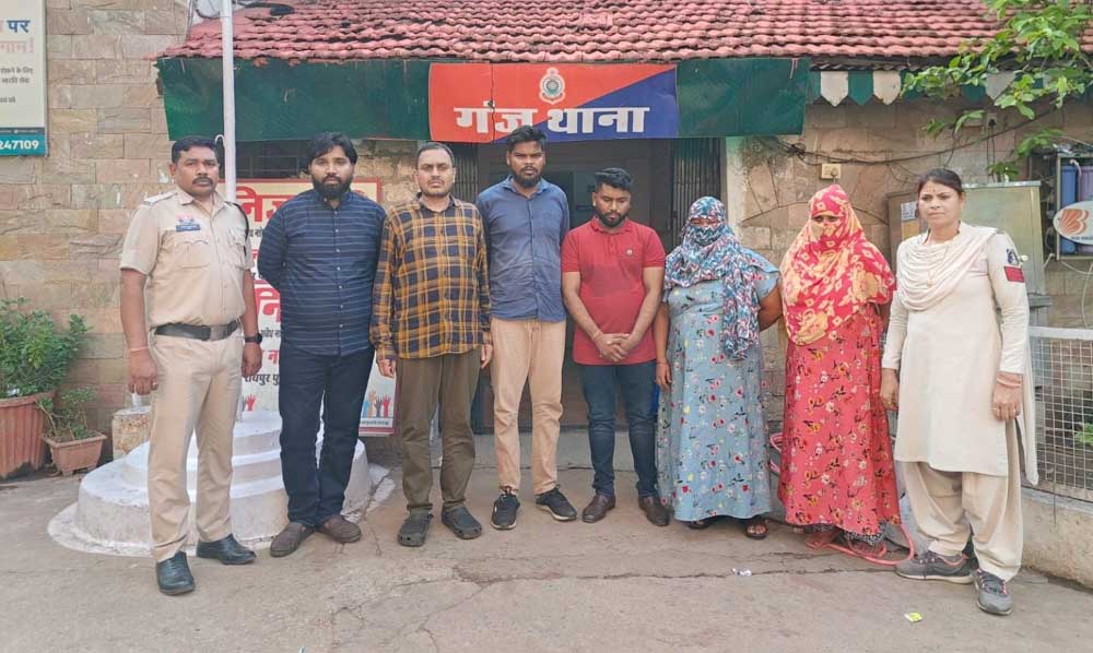 रायपुर के दो होटलों में पुलिस ने मारा छापा, चल रहा था जिस्मफरोशी का धंधा, 6 आरोपी गिरफ्तार