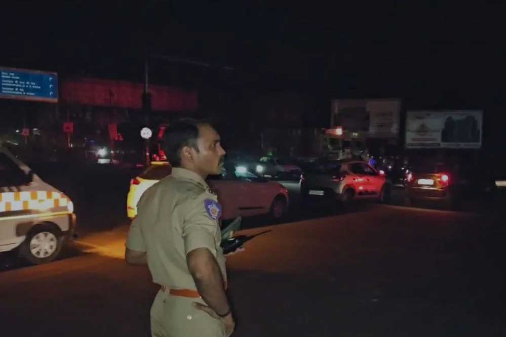 भारत और पाकिस्तान के बीच बढ़ते तनाव को देखते हुए छत्तीसगढ़ में पुलिसकर्मियों की छुट्टियों को रद्द