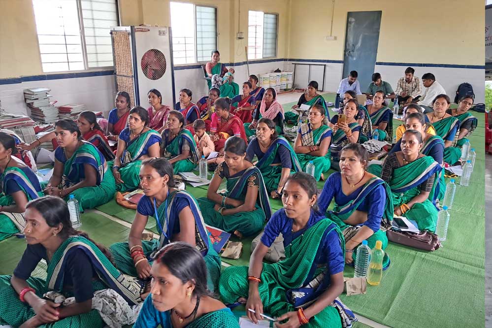 कृषि सखियां सिखाएंगी किसानों को जैविक खेती के गुर कृषि सखियां सिखाएंगी किसानों को जैविक खेती के गुर