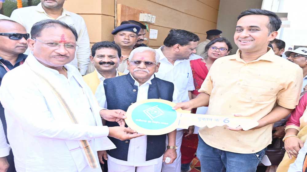 मुख्यमंत्री विष्णु देव साय ने किया अटल विहार योजना अंतर्गत 226 आवासों का लोकार्पण मुख्यमंत्री विष्णु देव साय ने किया अटल विहार योजना अंतर्गत 226 आवासों का लोकार्पण