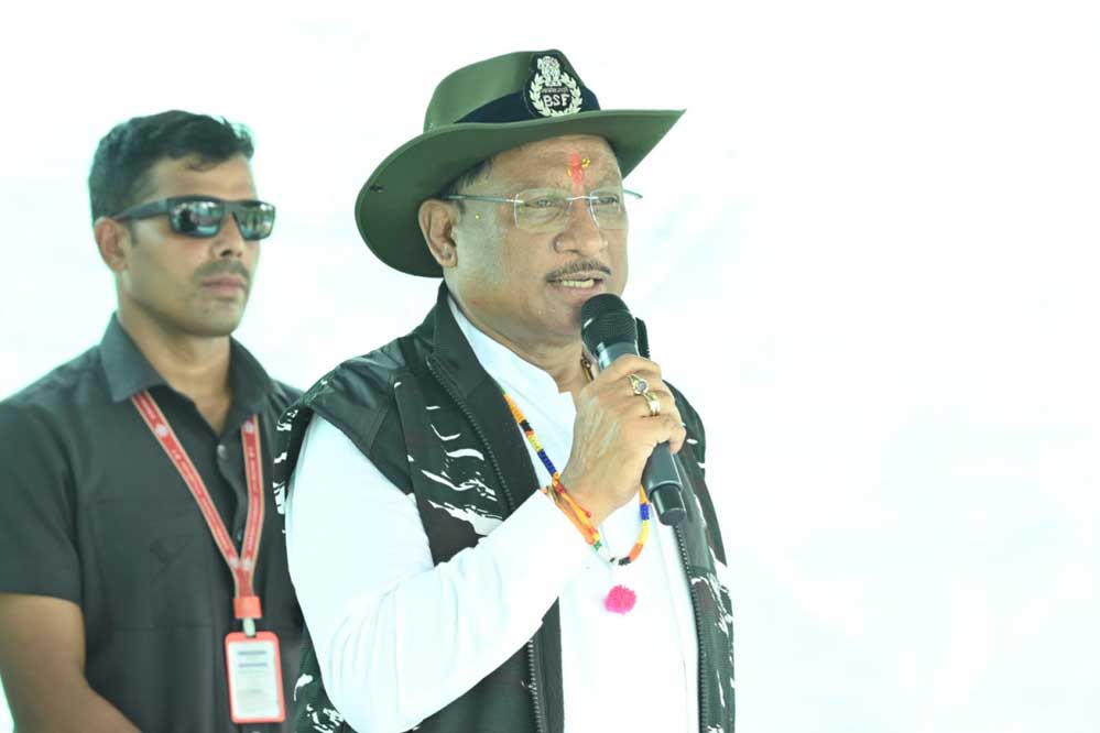 रायपुर : जवानों के बुलंद हौसलों से मिटेगा नक्सलवाद का कलंक: मुख्यमंत्री विष्णु देव साय रायपुर : जवानों के बुलंद हौसलों से मिटेगा नक्सलवाद का कलंक: मुख्यमंत्री विष्णु देव साय