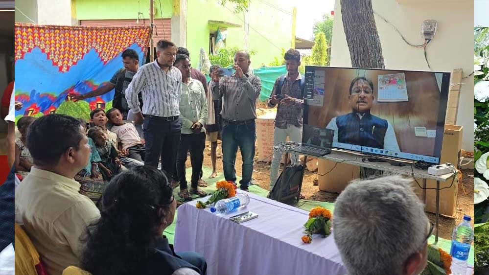 रायपुर : छत्तीसगढ़ के पामेड़ में खुली ग्रामीण बैंक की शाखा:मुख्यमंत्री विष्णुदेव साय ने किया वर्चुअल शुभारंभ
