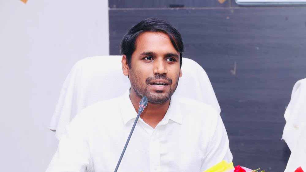 धमतरी : मौसमी बीमारियों पर रखें नजर, पेयजल स्त्रोतों का करें क्लोरीनाईजेशन धमतरी : मौसमी बीमारियों पर रखें नजर, पेयजल स्त्रोतों का करें क्लोरीनाईजेशन