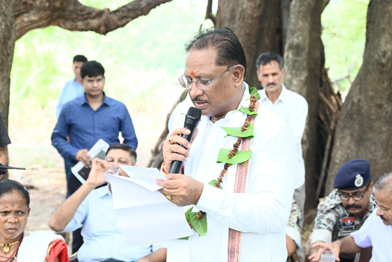 CG News: मुख्यमंत्री विष्णुदेव साय की घोषणाएं ले रही हैं धरातल पर आकार: इस गांव में उपस्वास्थ्य केंद्र और सड़कों के निर्माण को मिली मंजूरी….