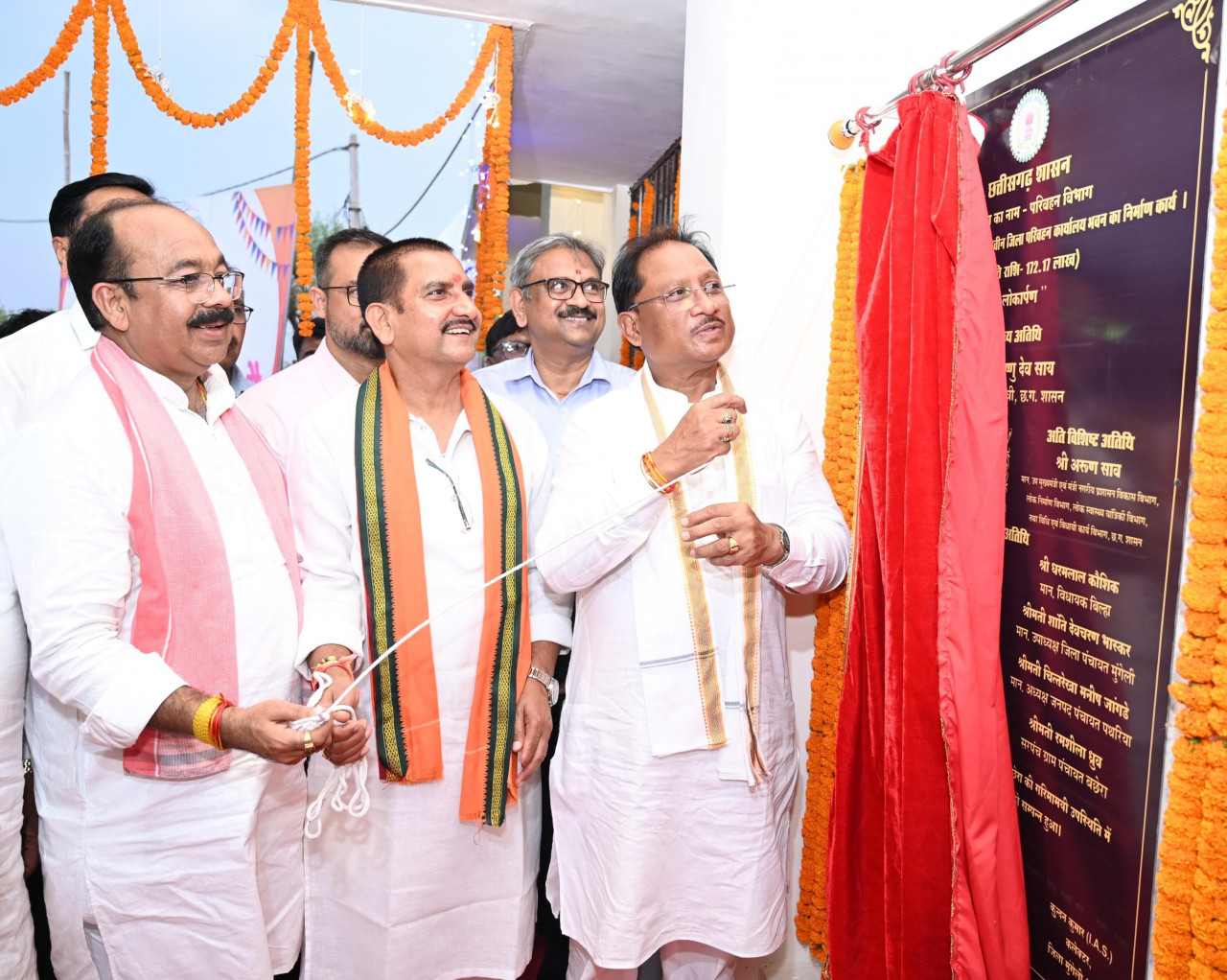 CG News: मुख्यमंत्री विष्णुदेव साय ने किया 1.72 करोड़ की लागत से बने परिवहन कार्यालय भवन का लोकार्पण, जनता को मिलेगी बड़ी राहत, खत्म होगी परिवहन से जुड़ी समस्या…