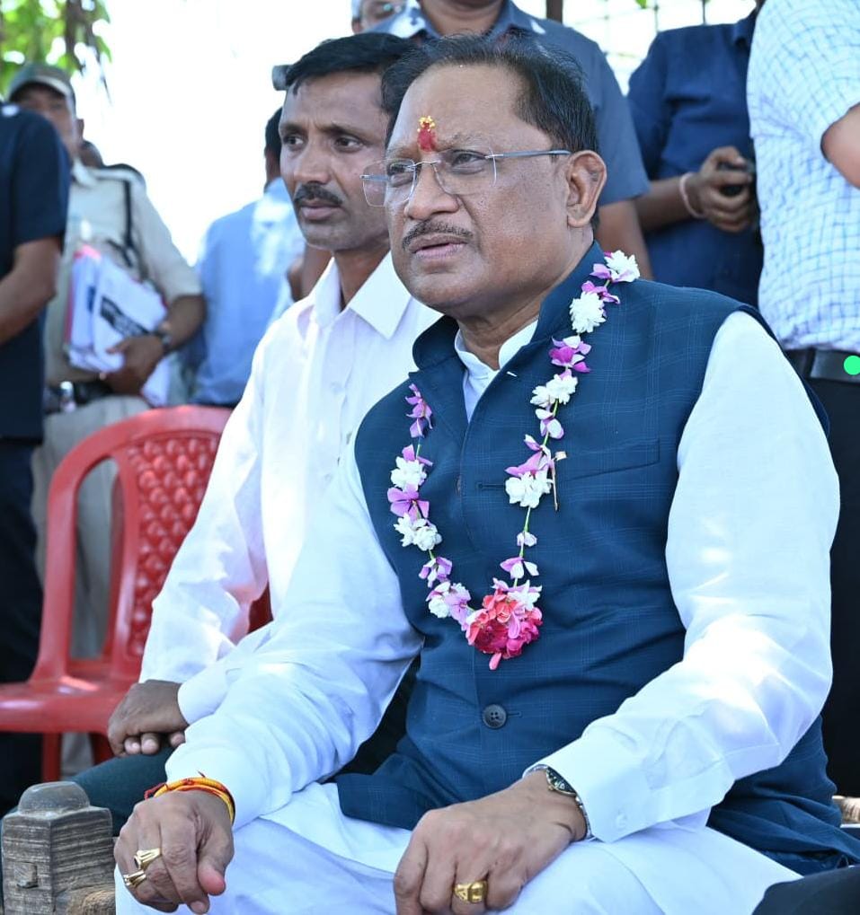 CG NEWS- समाधान के संकल्प के साथ आगे बढ़ रहा है ‘सुशासन तिहार’: मुख्यमंत्री स्वयं कर रहे फील्ड विजिट, योजनाओं की जमीनी हकीकत का ले रहे हैं मूल्यांकन…