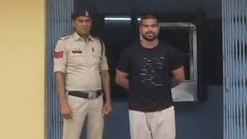 यौन शोषण के आरोप में जिम ट्रेनर गिरफ्तार यौन शोषण के आरोप में जिम ट्रेनर गिरफ्तार