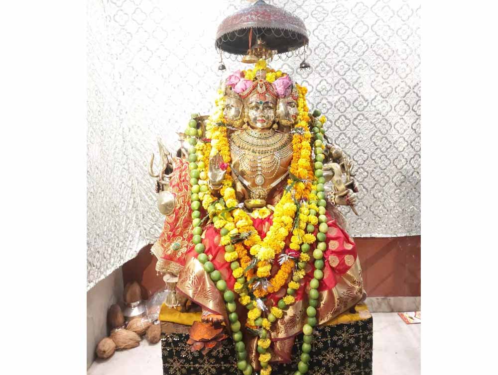 रायपुर के कामाख्या मंदिर के 4 दिन बंद रहेंगे मंदिर के पट, 26 को निकलेगी मां की पालकी