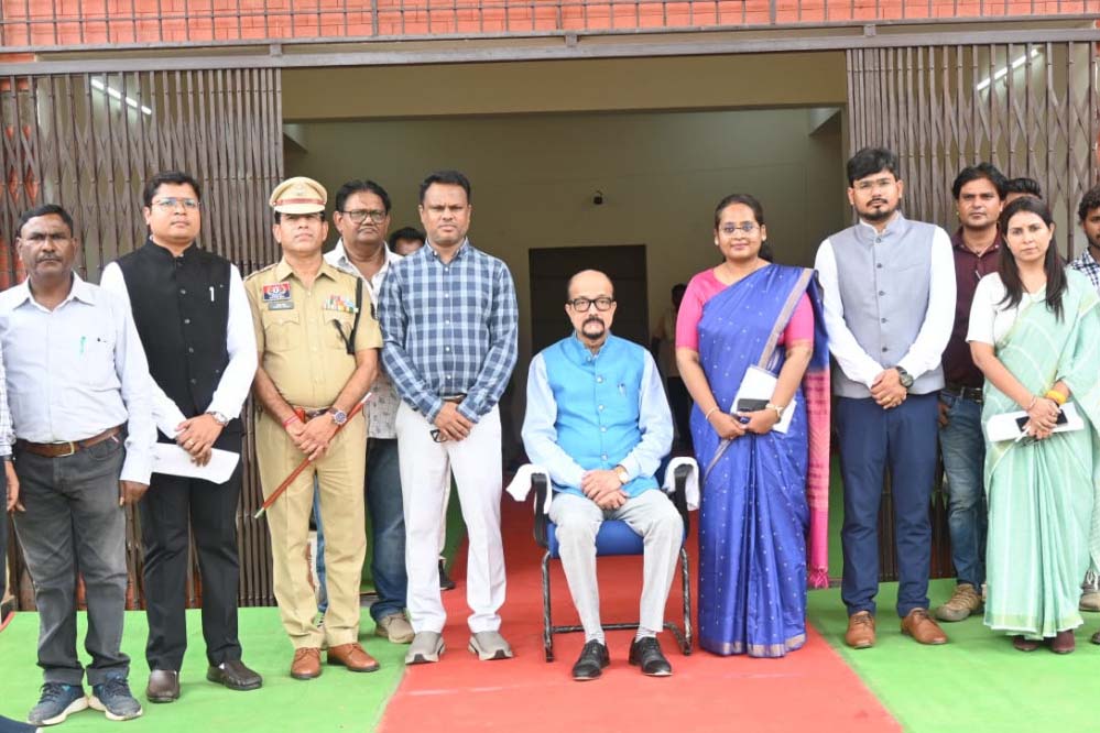 राज्य निर्माण के बाद मोहला- मानपुर जिले में पहली बार हुआ राज्यपाल का आगमन राज्य निर्माण के बाद मोहला- मानपुर जिले में पहली बार हुआ राज्यपाल का आगमन