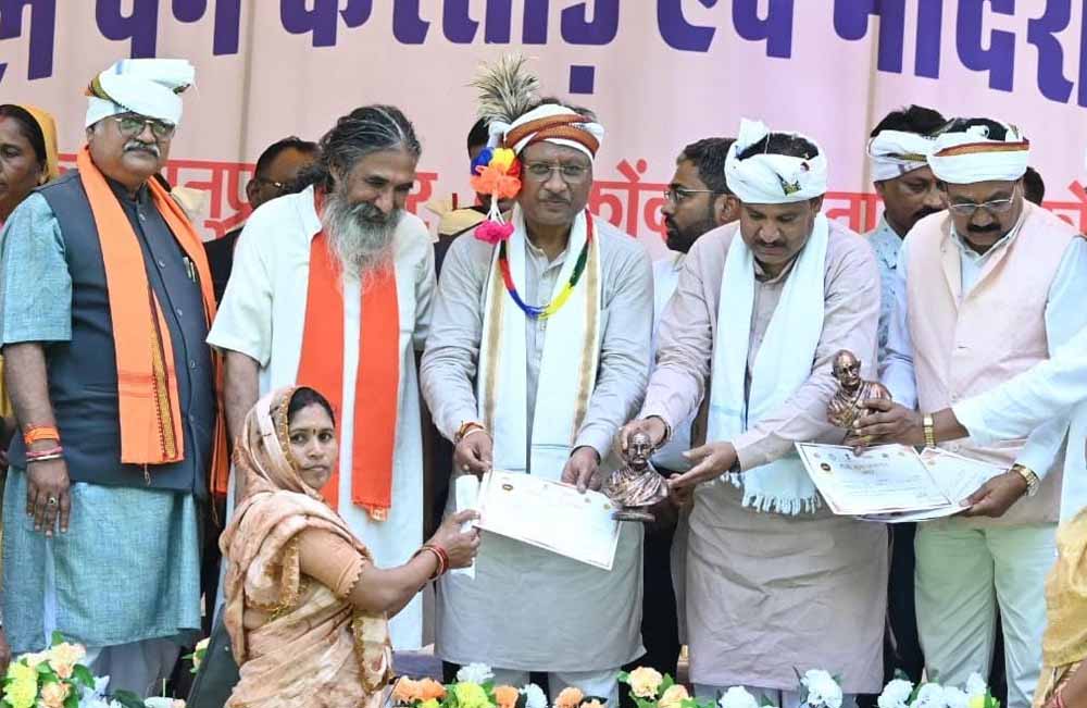 मुख्यमंत्री साय कांकेर में बुढालपेन करसाड़ एवं मांदरी महोत्सव में हुए शामिल