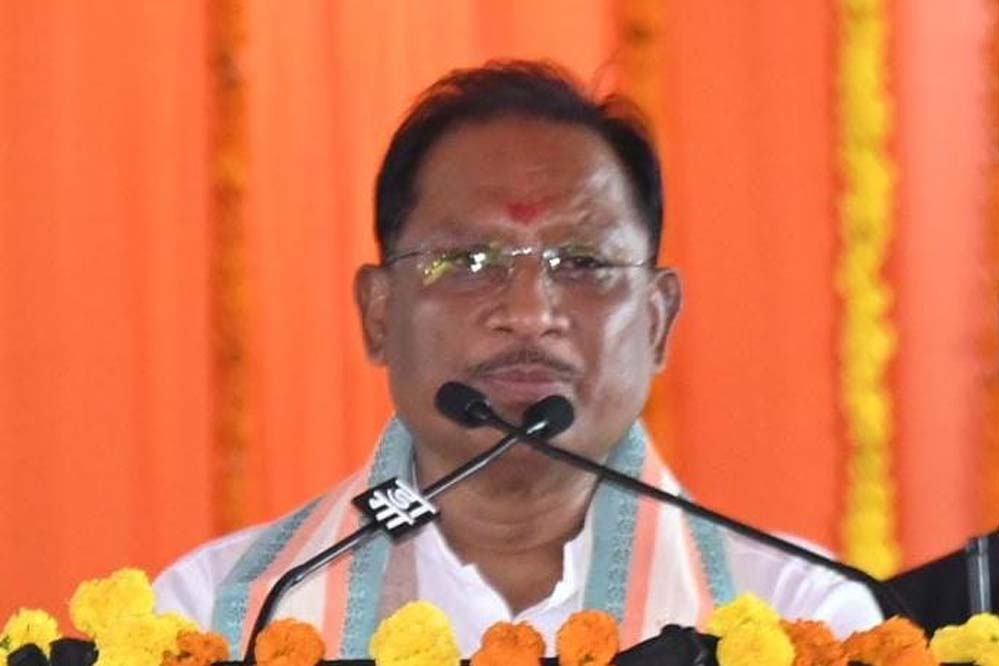 रायपुर : हमारी सरकार बस्तर में शांति और विकास के लिए प्रतिबद्ध: मुख्यमंत्री साय रायपुर : हमारी सरकार बस्तर में शांति और विकास के लिए प्रतिबद्ध: मुख्यमंत्री साय