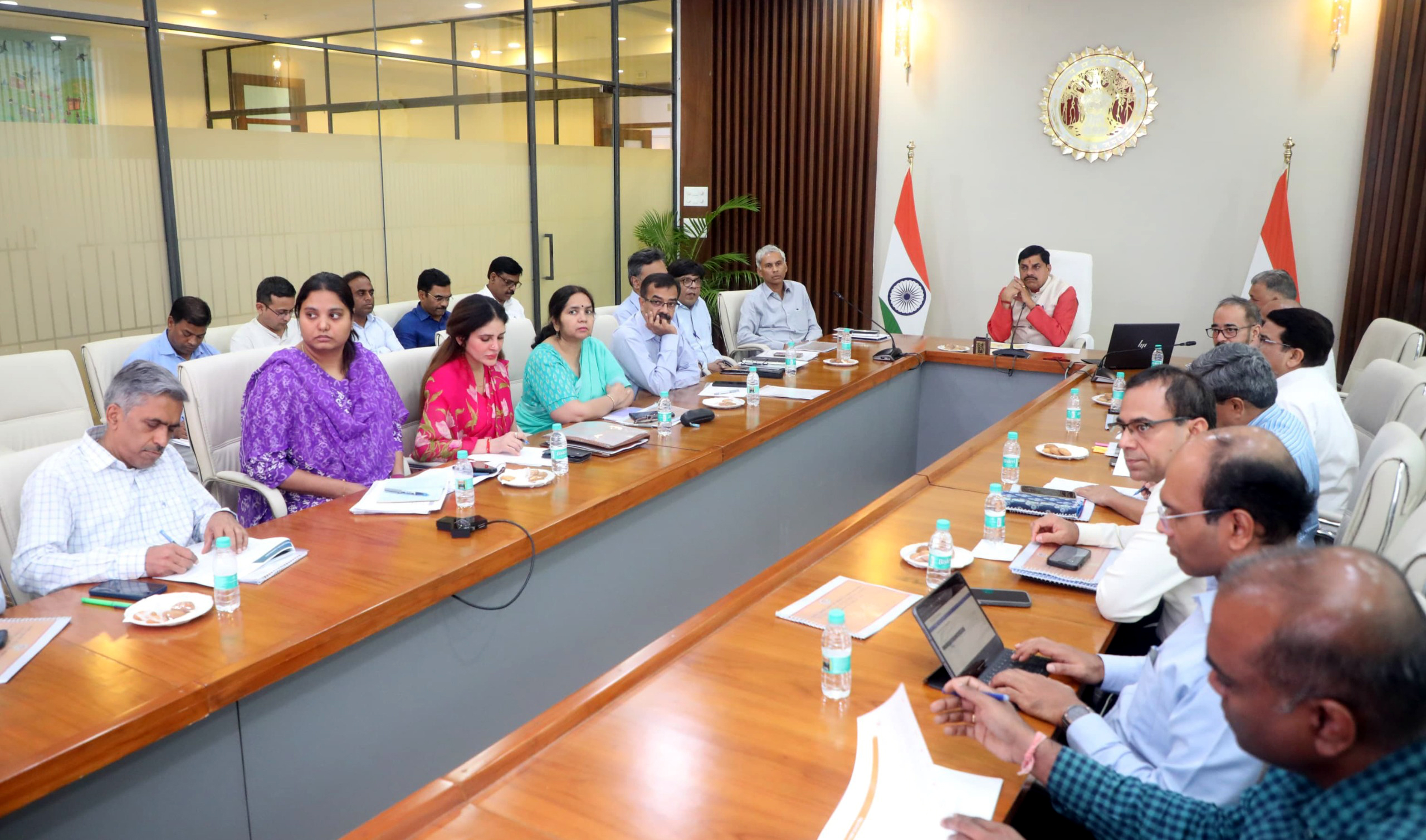 MP NEWS: अंतर्राष्ट्रीय योग दिवस की तैयारियों की समीक्षा, सीएम यादव ने कहा – योग मिटाए रोग, इसलिए रोज करें योग…