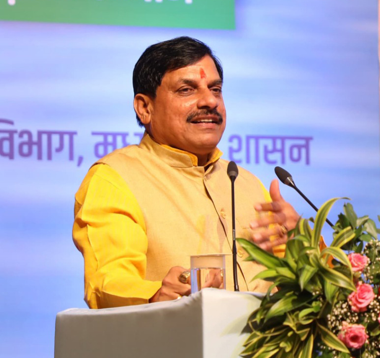 MP NEWS: विश्व पर्यावरण दिवस पर मुख्यमंत्री डॉ. यादव ने किया “एक पेड़ मां के नाम” अभियान का शुभारंभ, वेटलैंड एटलस और पर्यावरण पोर्टल का लोकार्पण….