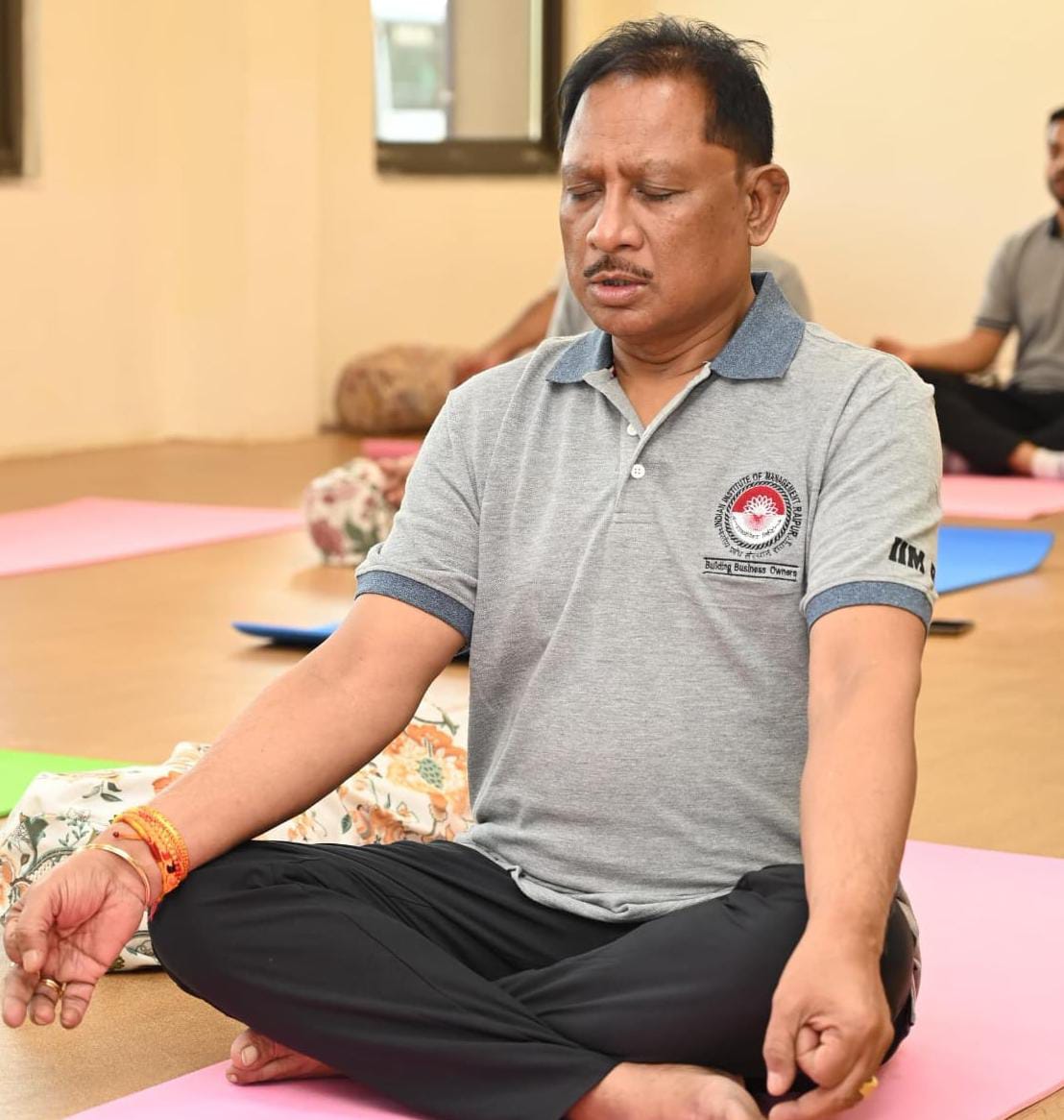 CG NEWS: मुख्यमंत्री विष्णु देव साय ने चिंतन शिविर 2.0 के दूसरे दिन योग से की दिन की शुरुआत….