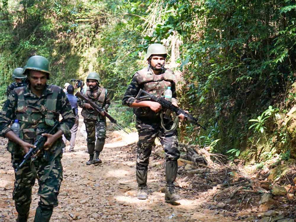 सुकमा जिले में नक्सलियों और सुरक्षाबलों की मुठभेड़, ढेर हुए दो नक्सली,सर्च जारी