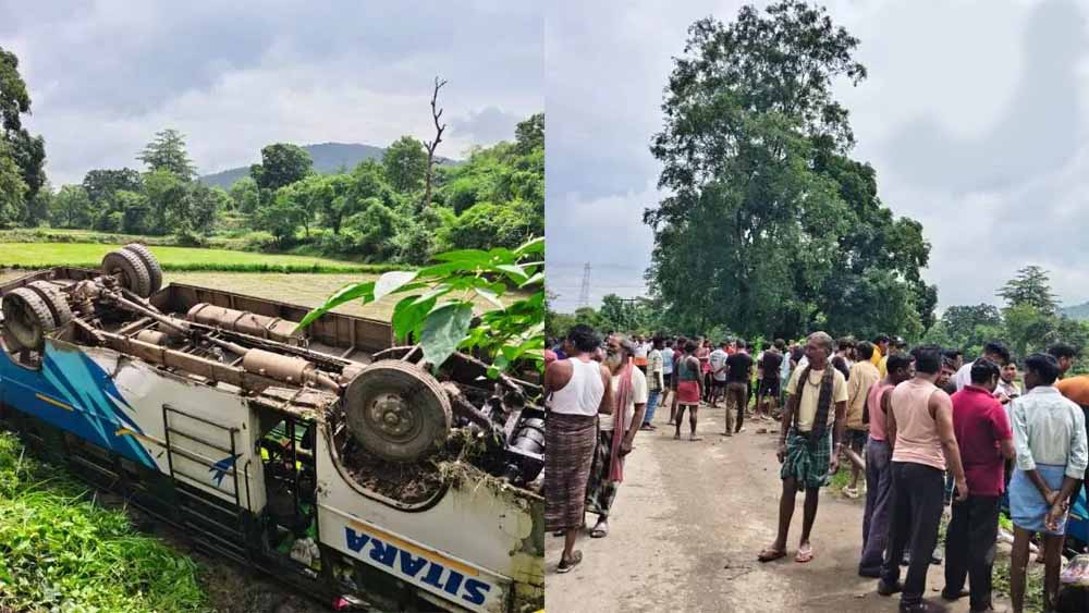 अनियंत्रित होकर पलटी यात्री बस, एक दर्जन से अधिक लोग हुए घायल अनियंत्रित होकर पलटी यात्री बस, एक दर्जन से अधिक लोग हुए घायल