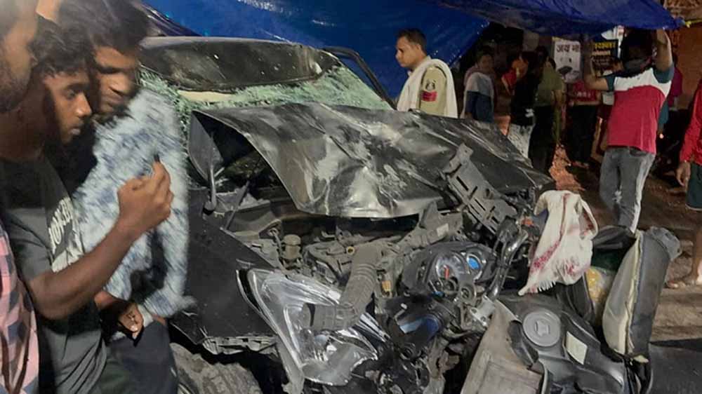 कोरबा में सड़क हादसा : नशे में दौड़ाई कार, दो को मौत, तीन घायल