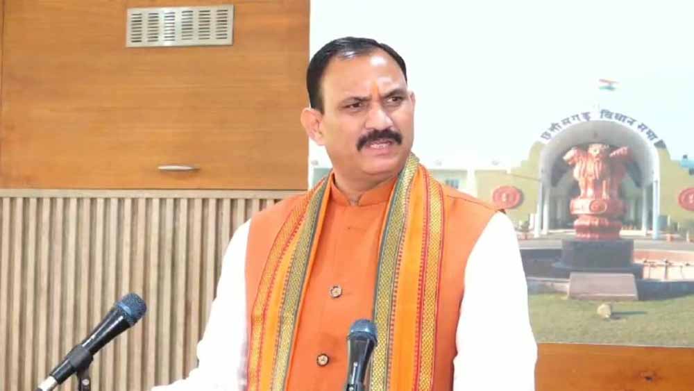 विधानसभा में मेकाहारा पर घमासान: जांच मशीनें बंद होने पर विपक्ष-सरकार आमने-सामने