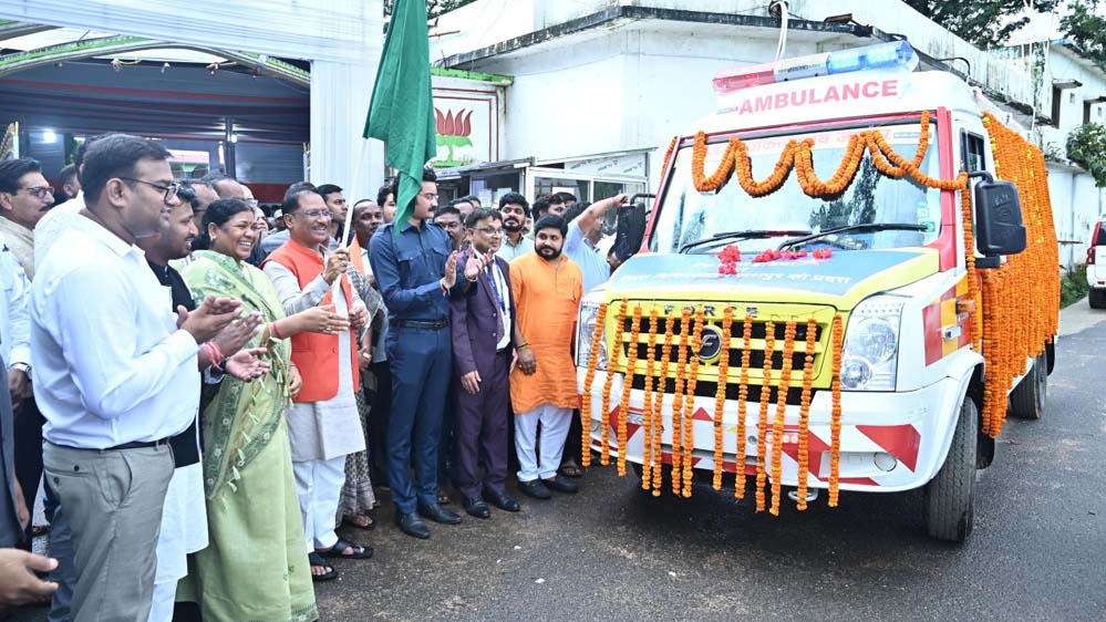 रायपुर : स्वास्थ्य सेवाओं के सुदृढ़ीकरण हेतु मुख्यमंत्री की दूरदर्शी पहल स्वास्थ्य सेवाओं के सुदृढ़ीकरण हेतु मुख्यमंत्री की दूरदर्शी पहल