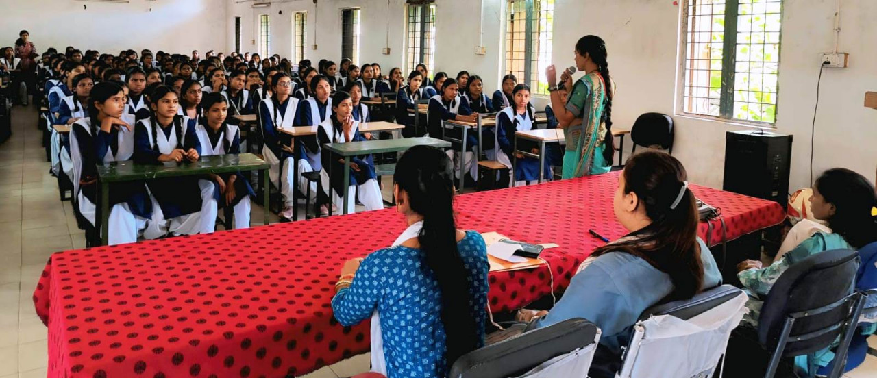 बेटी बचाओ-बेटी पढ़ाओ योजना के तहत बालिकाओं को मिली सुरक्षा और शिक्षा का संदेश…. बेटी बचाओ-बेटी पढ़ाओ योजना के तहत बालिकाओं को मिली सुरक्षा और शिक्षा का संदेश….
