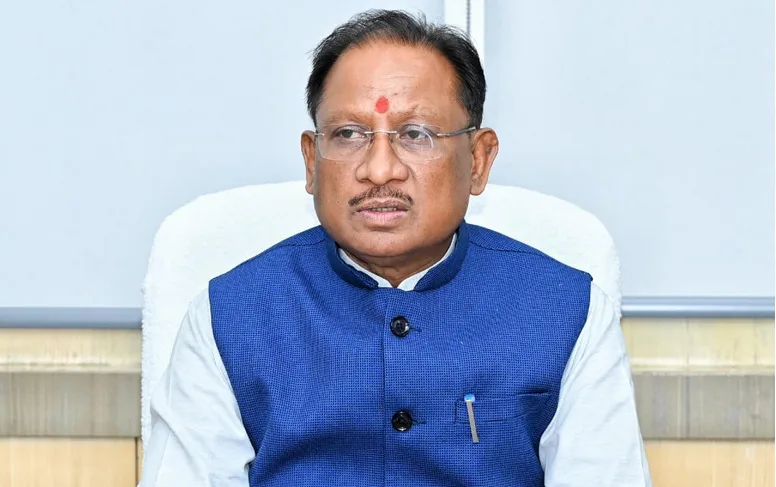 CG NEWS- साय सरकार का भ्रष्टाचार पर करारा प्रहार: आबकारी विभाग के 22 अधिकारी निलंबित, वरिष्ठ अफसरों पर भी गिरी गाज… CG NEWS- साय सरकार का भ्रष्टाचार पर करारा प्रहार: आबकारी विभाग के 22 अधिकारी निलंबित, वरिष्ठ अफसरों पर भी गिरी गाज…