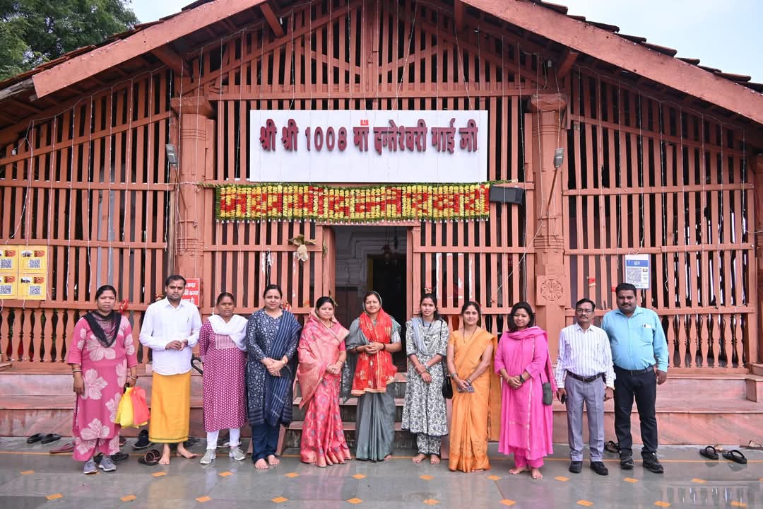 बस्तर प्रवास पर दंतेवाड़ा पहुंची मंत्री श्रीमती लक्ष्मी राजवाड़े, मां दंतेश्वरी के किए दर्शन….