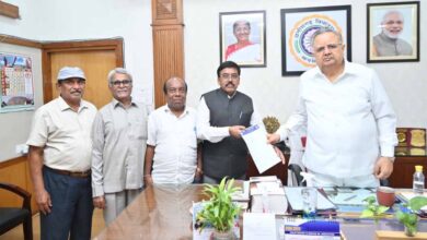 रायपुर : नवा रायपुर में छत्तीसगढ़ विधानसभा परिसर में स्थापित होगी बाबा साहेब डॉ. भीमराव अंबेडकर की 25 फीट से ऊंची भव्य प्रतिमा रायपुर : नवा रायपुर में छत्तीसगढ़ विधानसभा परिसर में स्थापित होगी बाबा साहेब डॉ. भीमराव अंबेडकर की 25 फीट से ऊंची भव्य प्रतिमा