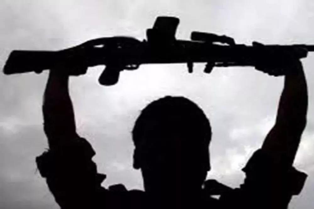 रायपुर : छत्तीसगढ़ में नक्सल उन्मूलन की दिशा में बड़ी सफलता: बीजापुर में ₹24 लाख के इनामी सहित 9 माओवादियों ने किया आत्मसमर्पण