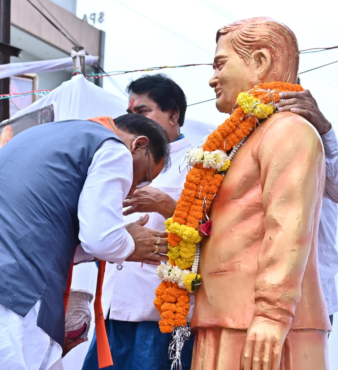 आज हम पते में जिस “छत्तीसगढ़” शब्द का उपयोग करते हैं, वह श्रद्धेय अटल जी की ही देन – मुख्यमंत्री विष्णु देव साय… आज हम पते में जिस “छत्तीसगढ़” शब्द का उपयोग करते हैं, वह श्रद्धेय अटल जी की ही देन – मुख्यमंत्री विष्णु देव साय…