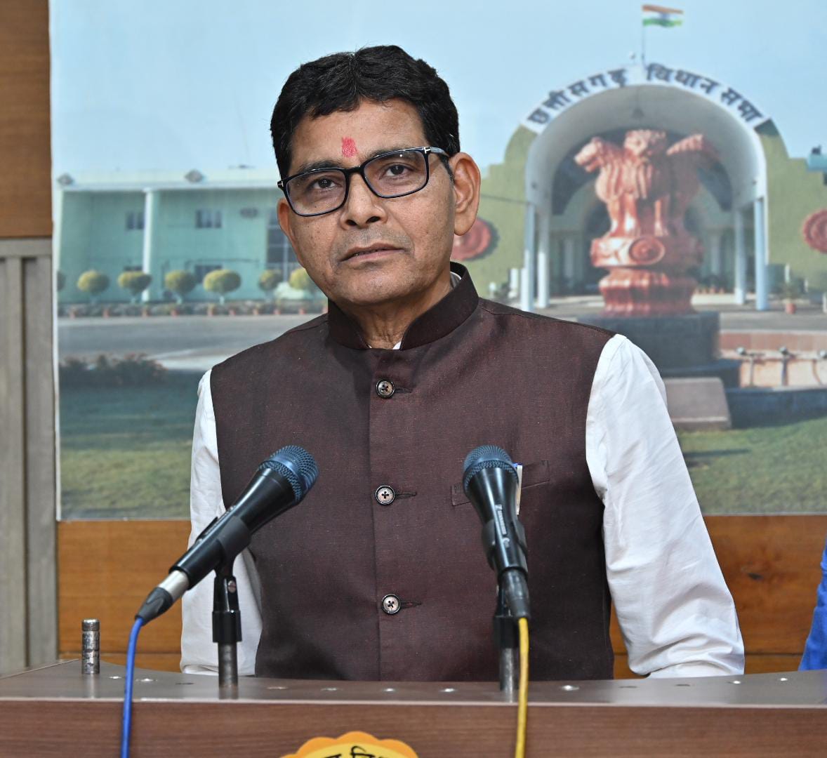 वेतन विसंगतियों और पदोन्नति की मांग पर तहसीलदारों की अनिश्चितकालीन हड़ताल, कामकाज ठप – राजस्व मंत्री ने जल्द समाधान का दिया आश्वासन…