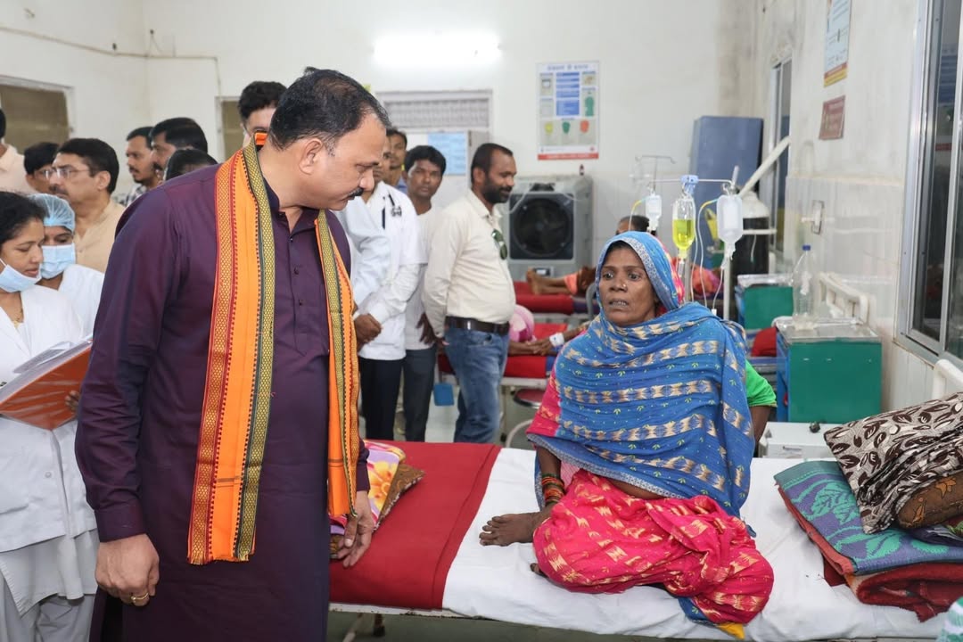 स्वास्थ्य मंत्री जायसवाल ने कोण्डागांव व फरसगांव में शासकीय अस्पतालों का किया निरीक्षण…. स्वास्थ्य मंत्री जायसवाल ने कोण्डागांव व फरसगांव में शासकीय अस्पतालों का किया निरीक्षण….