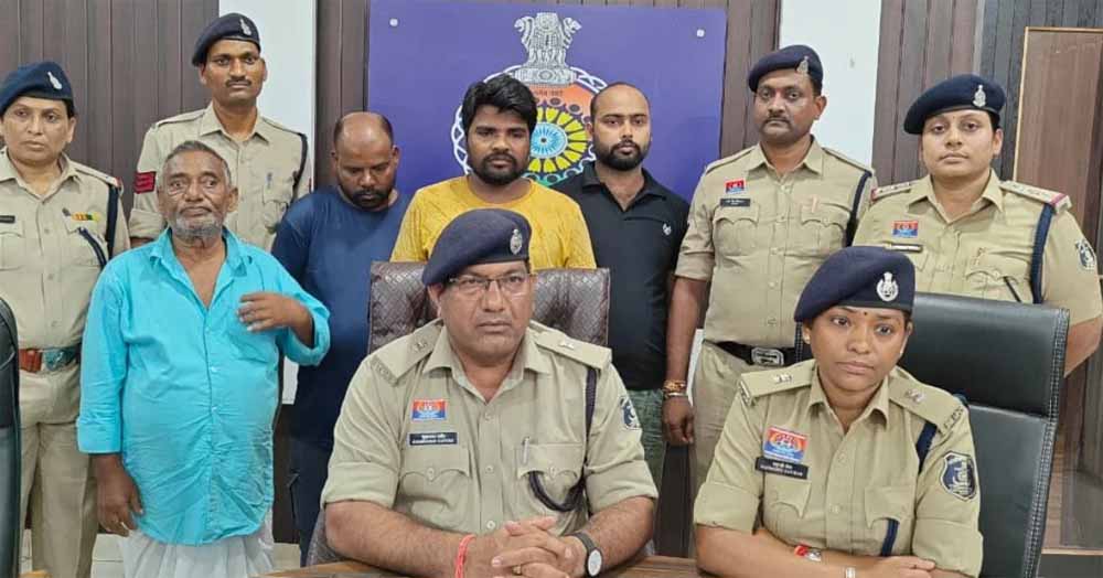 9 माह के मासूम की तस्करी: मां की गोद से छीनकर 7 लाख में बेचा, 5 गिरफ़्तार