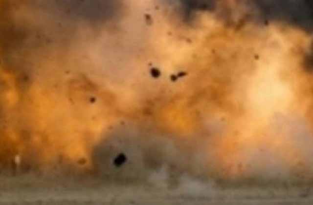 झारखंड में IED धमाका: CRPF के 2 जवान घायल, हेलिकॉप्टर से रांची ले जाया गया