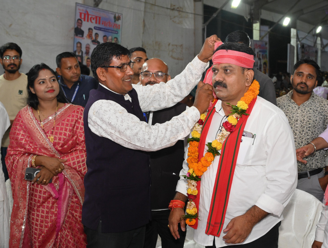 गृह मंत्री विजय शर्मा पोरा महोत्सव एवं किसान उत्सव में हुए शामिल…. गृह मंत्री विजय शर्मा पोरा महोत्सव एवं किसान उत्सव में हुए शामिल….