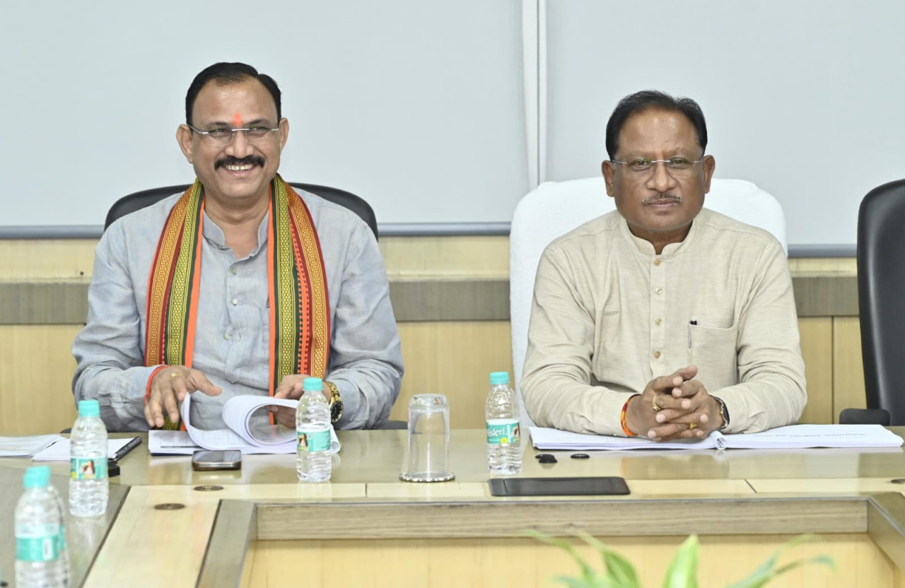 मुख्यमंत्री श्री विष्णुदेव साय के निर्देश पर कैंसर अस्पताल का होगा उन्नयन, जनता को मिलेगी अत्याधुनिक स्वास्थ्य सुविधा की सौगात