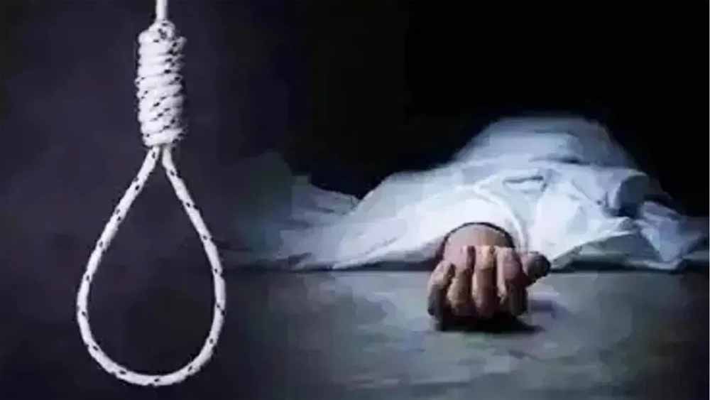 कलेक्ट्रेट परिसर में ई-रिक्शा चालक ने की आत्महत्या, जांच में जुटी पुलिस