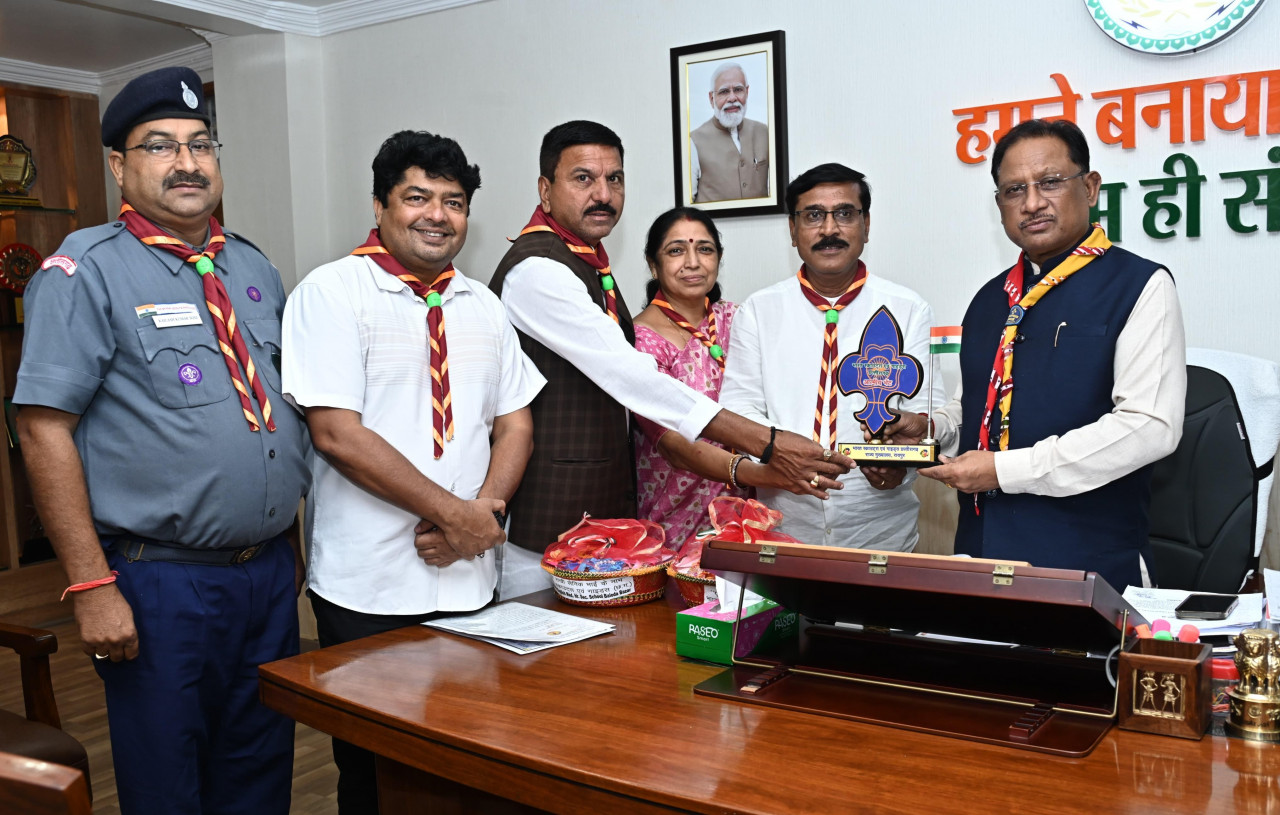 मुख्यमंत्री विष्णुदेव साय से भारत स्काउट्स एवं गाइड्स छत्तीसगढ़ के प्रतिनिधिमंडल ने की मुलाकात….