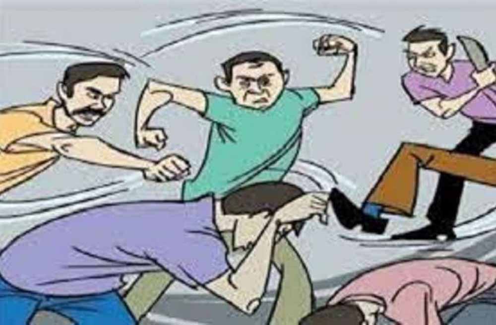 विधायक का नाती बताकर सरपंच की दबंगई! जमीन मालिक की पिटाई, हत्या की धमकी, केस दर्ज