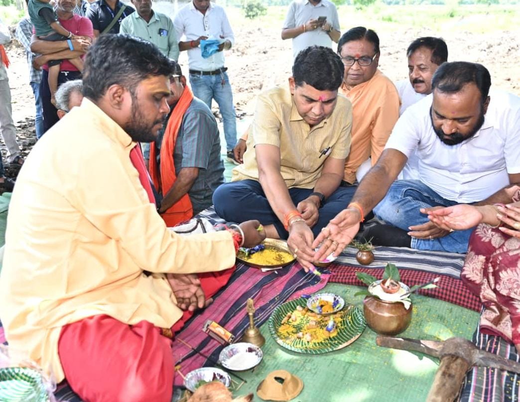 महिलाओं के सशक्तिकरण के लिए महतारी सदन निभाएगा महत्वपूर्ण भूमिका- राजस्व मंत्री टंक राम वर्मा….