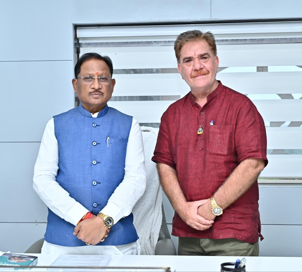 मुख्यमंत्री विष्णु देव साय से हार्टफुलनेस संस्थान के डायरेक्टर त्रिलोचन चावला ने की सौजन्य भेंट…. मुख्यमंत्री विष्णु देव साय से हार्टफुलनेस संस्थान के डायरेक्टर त्रिलोचन चावला ने की सौजन्य भेंट….